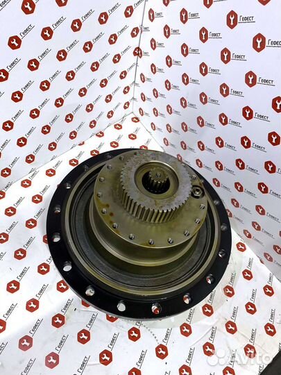 Гидромотор хода Hyundai 31Q8-40040