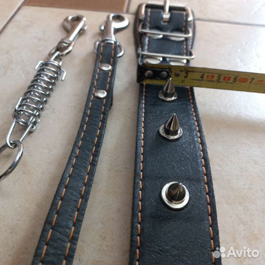 Ошейник коженный для собак с двумя поводками