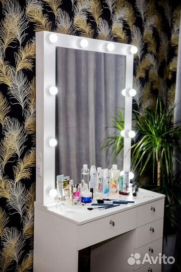 Гримерный столик