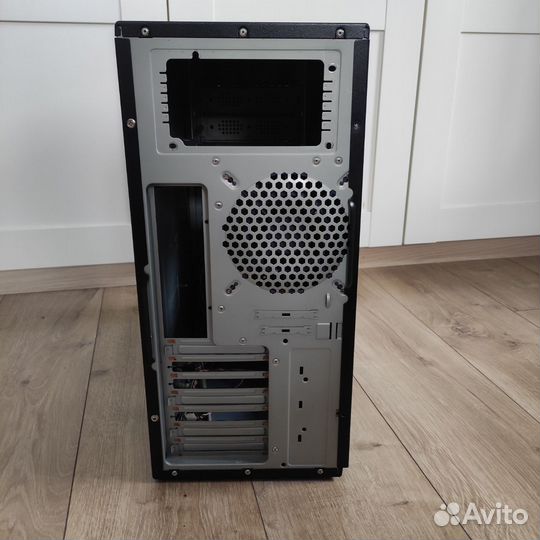 Компьютерный корпус