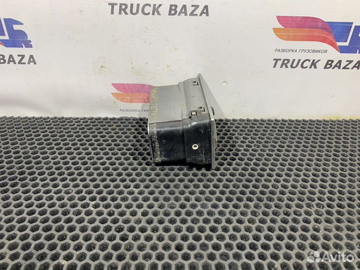 Дефлектор воздушный Iveco Stralis