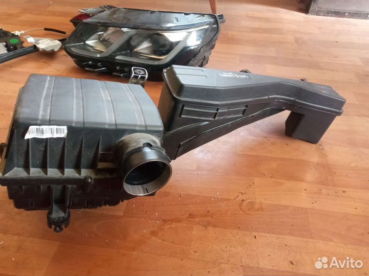 Корпус воздушного фильтра Geely Coolray SX11