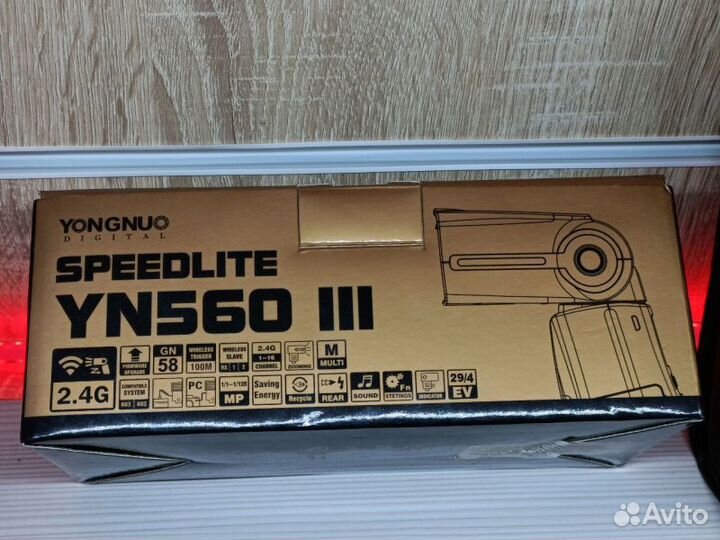 Вспышка Yongnuo YN560 III