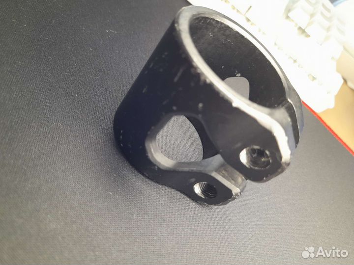 Зажим для трюкового самоката hic