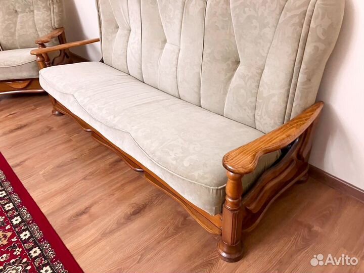 Диван с креслами