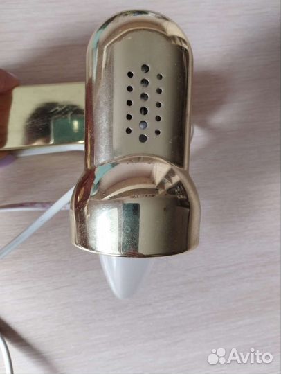 Лампа настенная