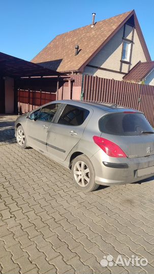 Peugeot 308 1.6 AT, 2010, 122 000 км