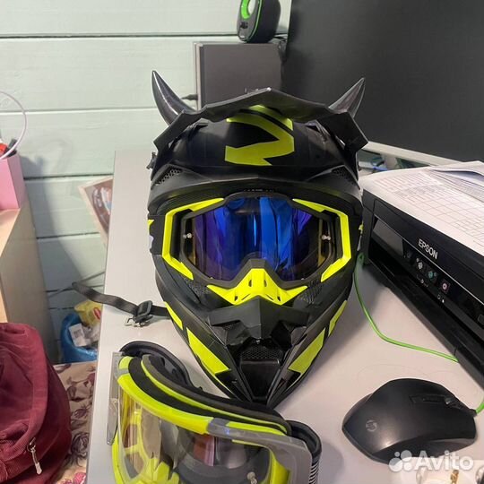 Кроссовый шлем racing