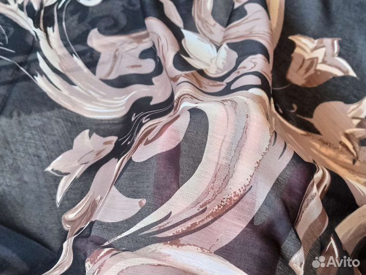 Платок Батист 105/105 Dolce бежевый черный 7 цв