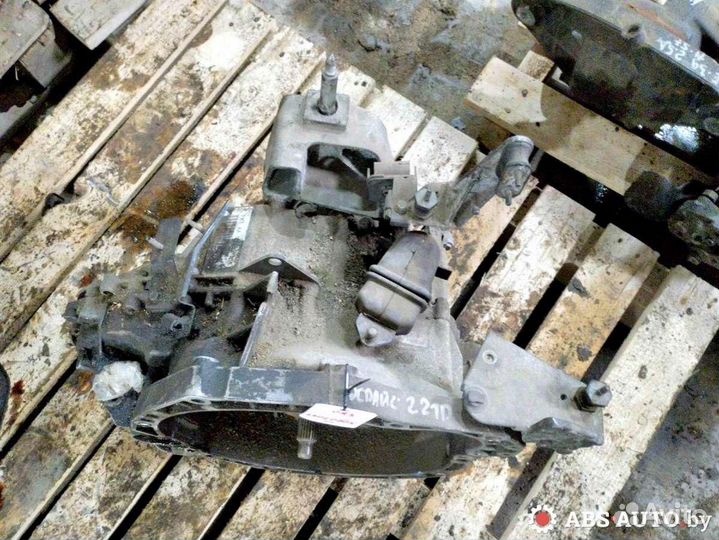 Кпп механическая (МКПП) 5-ступенчатая Renault 3