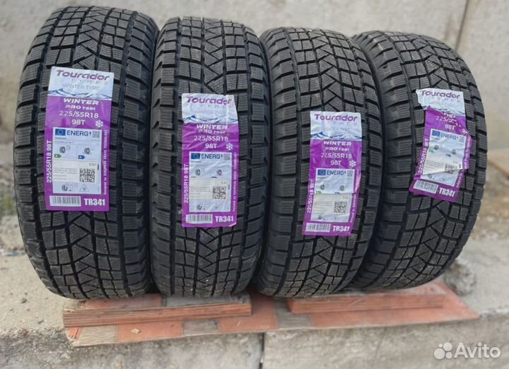 Tourador Winter Pro TSS1 225/55 R18 98T