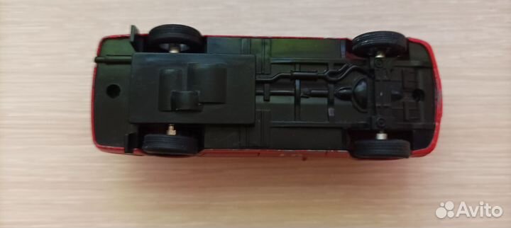 Машинки игрушки