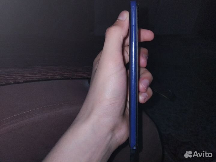 Xiaomi Redmi 8, 3/32 ГБ