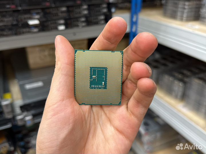 Процессор Intel Xeon E5-2670v3