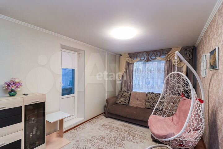 2-к. квартира, 50 м², 3/9 эт.