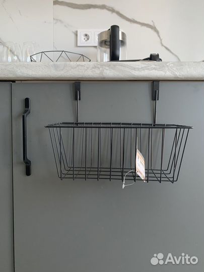 Корзина кухоная навесная на дверцу