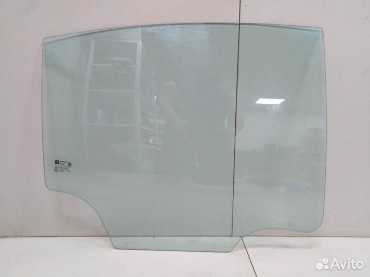 Стекло двери задней правой Chevrolet Cruze J300 20