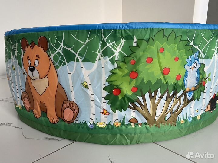 Сухой бассейн с шариками