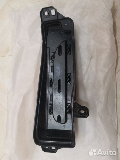 Bmw x5 x6 x7 g05 G06 g07 вставка птф левая заглушк