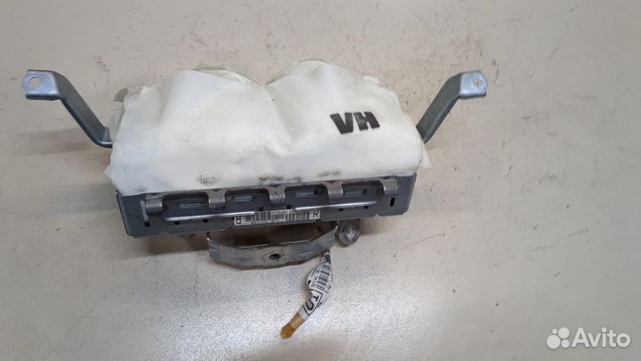 Airbag пассажира Toyota Avensis 3, 2010