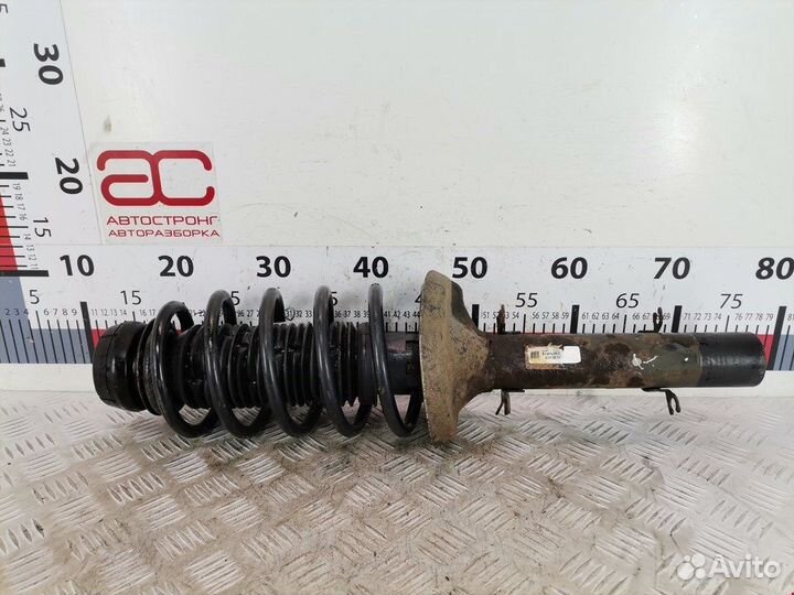 Стойка для Volkswagen Golf 4