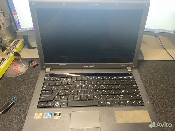 Ноутбуки на запчасти