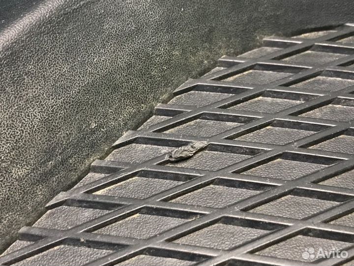 Заглушка бампера передняя правая Ssang Yong Actyon