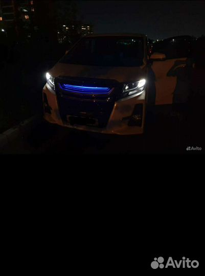 Решотка радиатора modellista alphard/velfaer 30