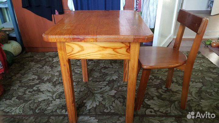 Письменный стол