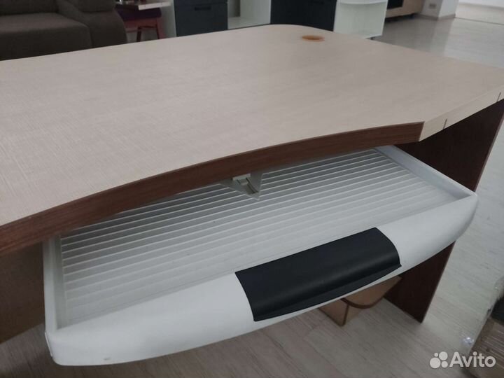 Компьютерный стол бу