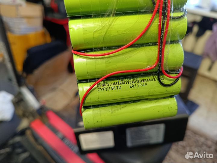 Аккумулятор для электросамоката 36V / 8.8Ah