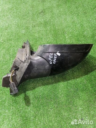 Зеркало правое электрическое Opel Omega