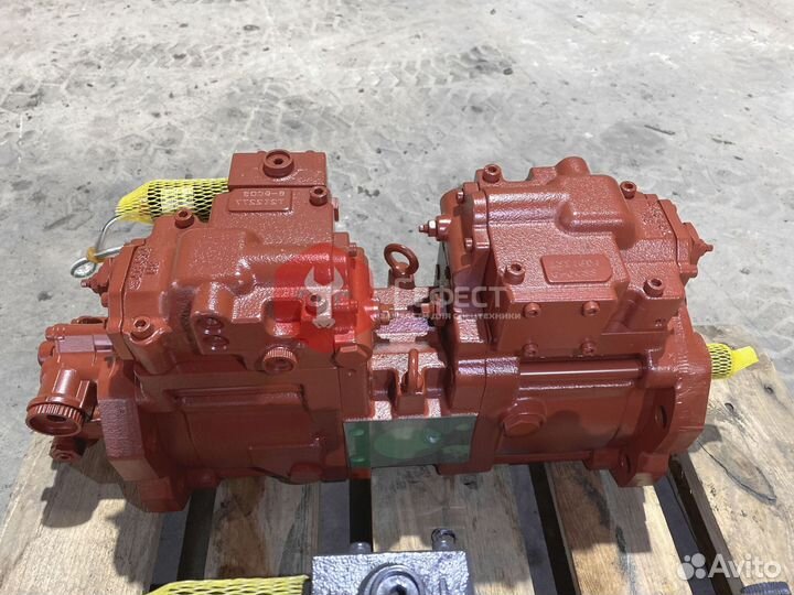 Гидравлический насос Hyundai 31N4-15012