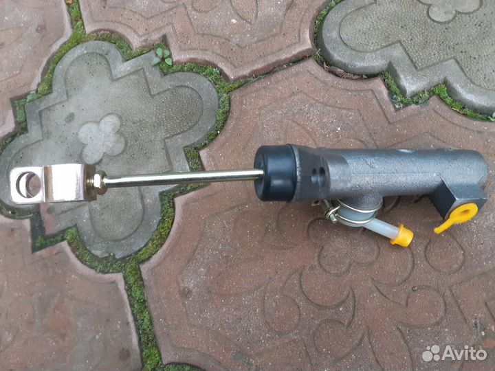 Цилиндр сцепления главный isuzu (богдан)