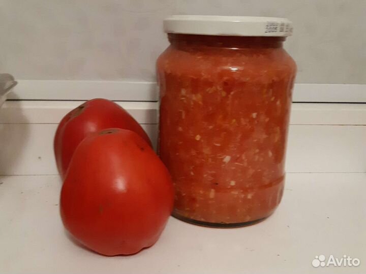 Продам аджику, хреновину, соления, жимолость