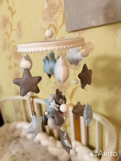 Мобиль на кроватку из фетра с подсветкой и музыкой