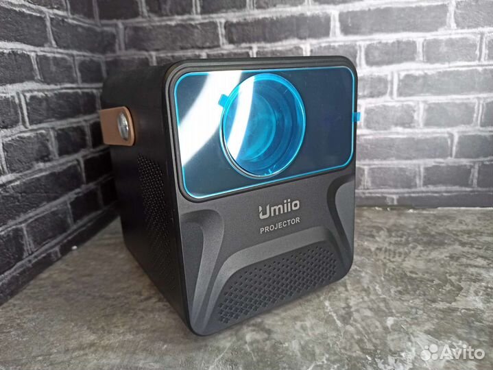 Мини проектор umiio