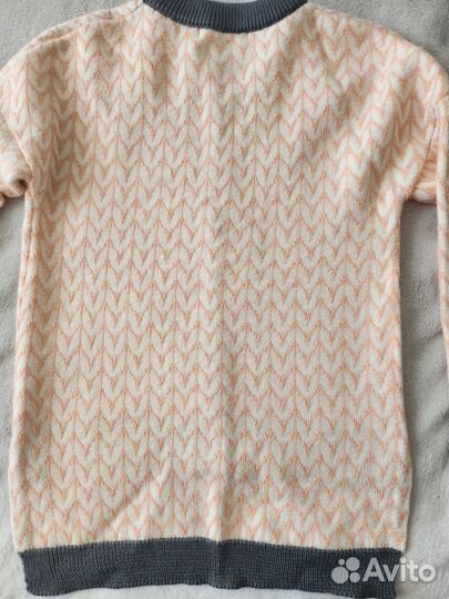 Теплый джемпер для девочки