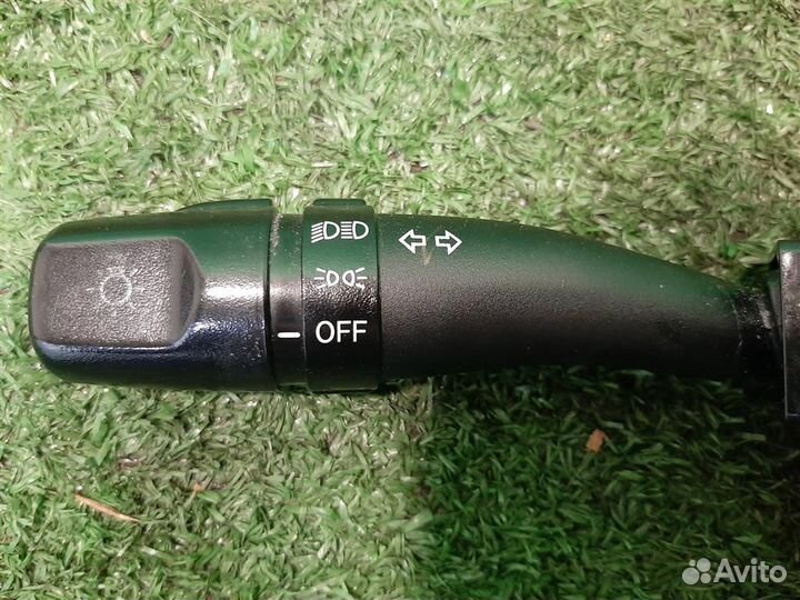 Подрулевой переключатель поворотов Hyundai Tucson