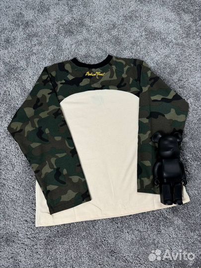 Лонгслив Broken Planet