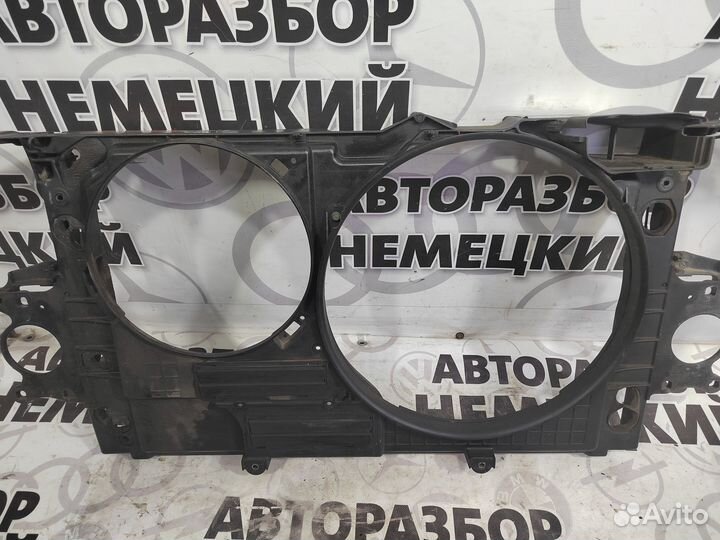 Передняя панель Audi A8 D2