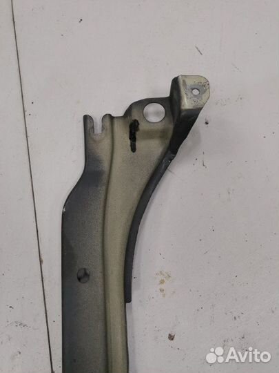 Рамка радиатора передняя Kia Rio 1 седан A5D 1.5