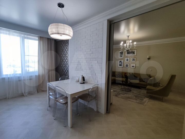 3-к. квартира, 97,3 м², 9/10 эт.