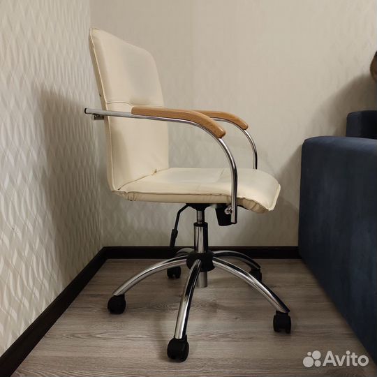 Компьютерное кресло