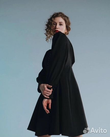 Платье черное