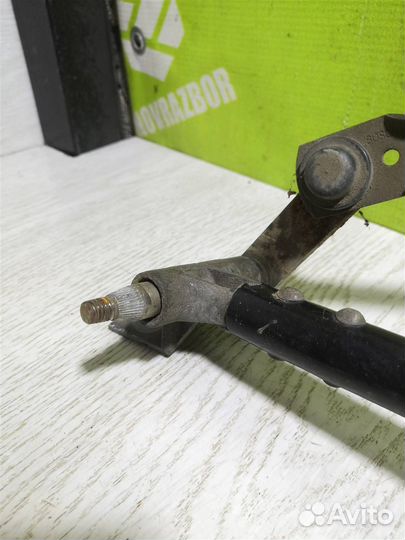 Трапеция стеклоочистителей Ауди 80 90 Б3