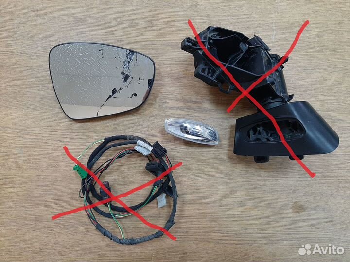 Повторитель зеркало правое Citroen C4 I рестайлинг