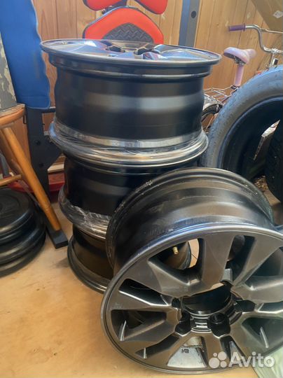 Диски R17 Тойота Ленд Крузер 200