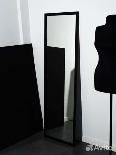 Зеркало в полный рост напольное в раме Vetro