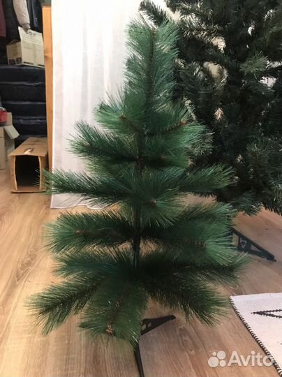 Искусственная ель 140 + набор игрушек и 2 звезды